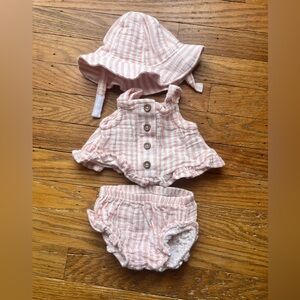 NWOT Carter's Pink & White Striped Baby Sun Hat and Ruffle Outfit size NB